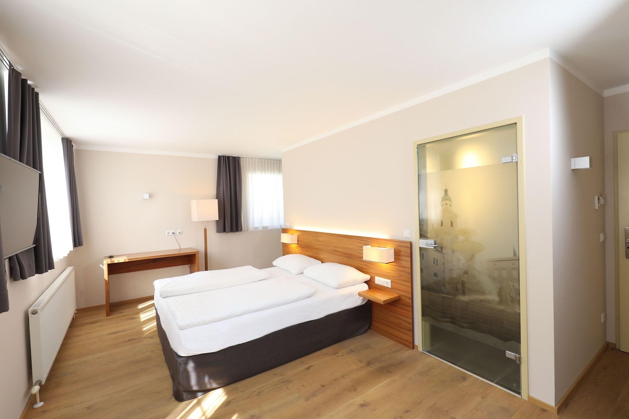 Jedermann Boutiquehotel Mit Stadtgarten Szálloda